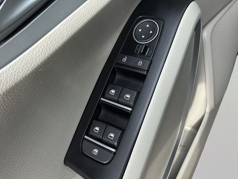 Used 2023 Kia Soul LX w/ LX Technology Package FWD image 12