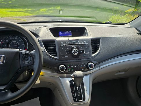Used 2014 Honda CR-V LX image 17