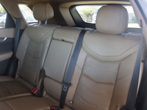 Used 2022 Cadillac XT5 Premium Luxury w/ Platinum Package image 39