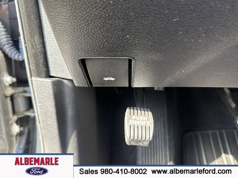 Used 2023 Dodge Charger R/T w/ Blacktop Package image 16