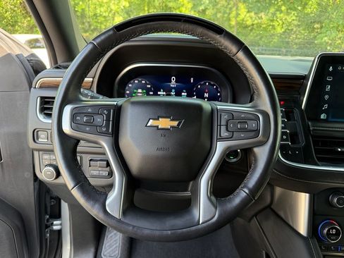 Used 2023 Chevrolet Tahoe Premier w/ Advanced Technology Package AWD/4WD image 11