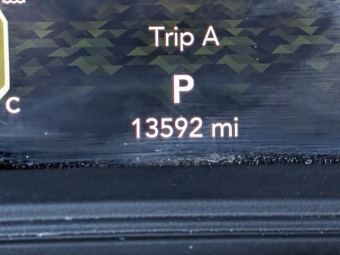 Used 2024 Jeep Wrangler Sahara w/ Safety Group image 22