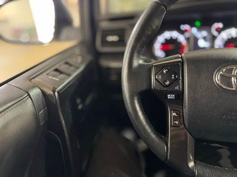 Used 2024 Toyota 4Runner TRD Off-Road Premium image 6