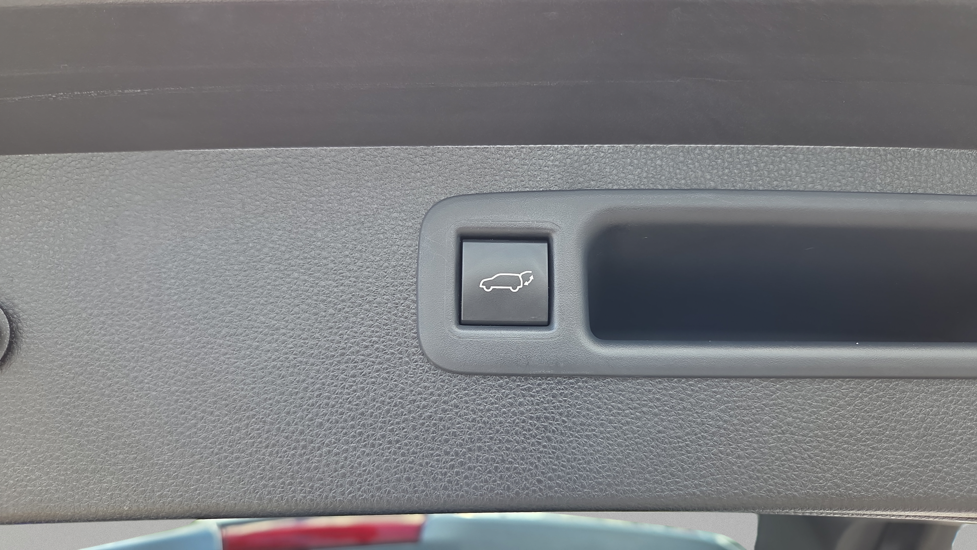 Certified 2021 Toyota Highlander XLE FWD image 10