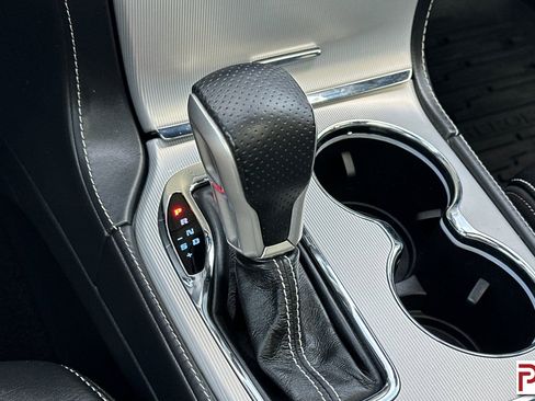 Used 2018 Jeep Grand Cherokee SRT AWD/4WD image 28
