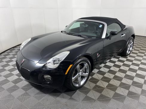 Used 2008 Pontiac Solstice GXP w/ Premium Package image 7