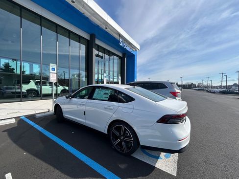 New 2026 Honda Accord SE image 17