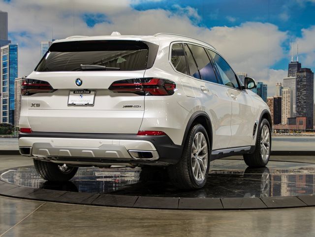 Used 2025 BMW X5 xDrive40i w/ Premium Package AWD/4WD image 8