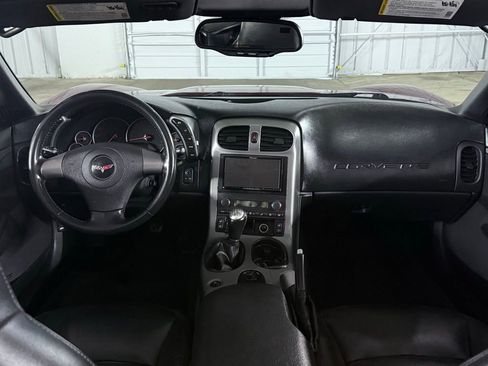 Used 2006 Chevrolet Corvette Convertible w/ Preferred Equipment Group image 44