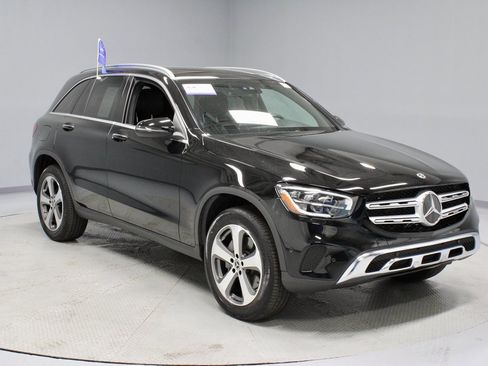 Used 2022 Mercedes-Benz GLC 300 4MATIC image 1