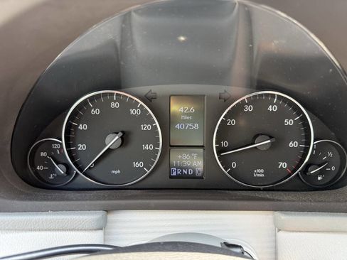 Used 2006 Mercedes-Benz C 230 Sedan w/ Sunroof Pkg image 30