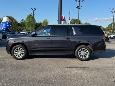 Used 2022 Chevrolet Suburban Premier AWD/4WD image 6
