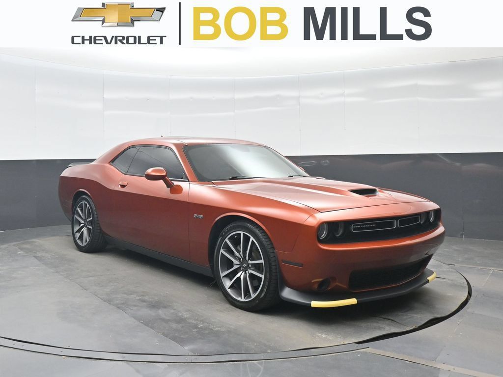 Used 2023 Dodge Challenger R/T w/ Cold Weather Group RWD image 1