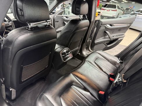 Used 2021 Maserati Ghibli RWD image 40