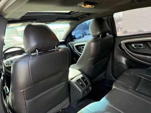 Used 2018 Ford Taurus SEL w/ Equipment Group 201A image 20
