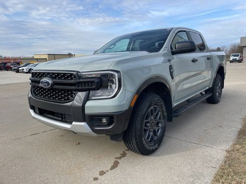 Used 2024 Ford Ranger XLT w/ FX4 Off-Road Package image 3