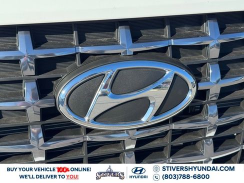 New 2026 Hyundai Venue SEL image 8