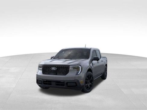 New 2025 Ford Maverick Lariat w/ Black Appearance Package image 2