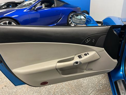 Used 2008 Chevrolet Corvette Coupe w/ Preferred Equipment Group image 13