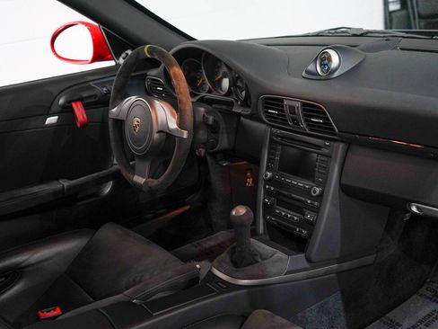 Used 2010 Porsche 911 GT3 RS image 15