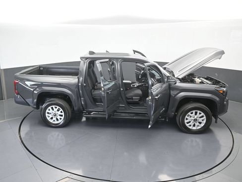 Used 2024 Toyota Tacoma SR5 RWD image 71