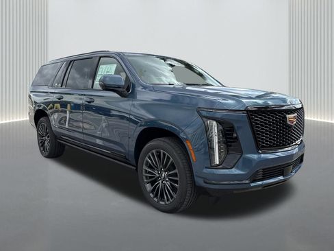 New 2026 Cadillac Escalade ESV Platinum Sport image 3