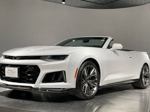 Used 2023 Chevrolet Camaro ZL1 RWD image 20
