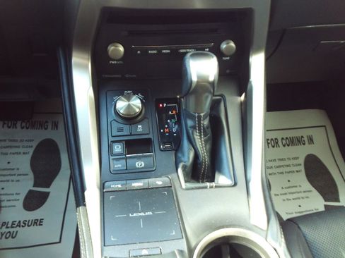 Used 2018 Lexus NX 300 FWD w/ Comfort Package image 17