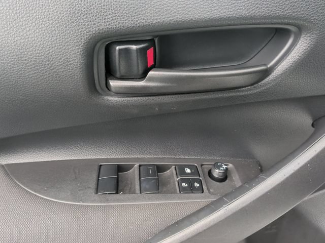 Used 2025 Toyota Corolla LE FWD image 14