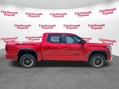 Used 2025 Toyota Tundra SR5 w/ TRD Off-Road Package AWD/4WD image 22