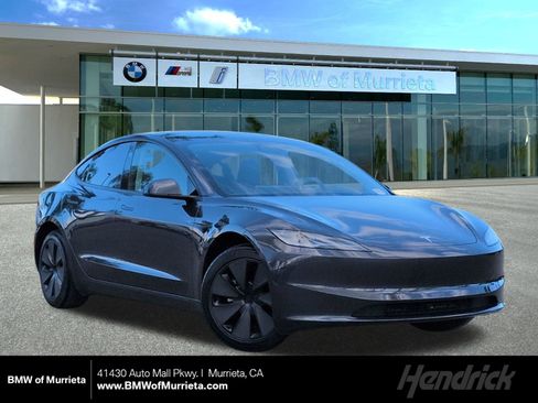 Used 2025 Tesla Model 3 image 1