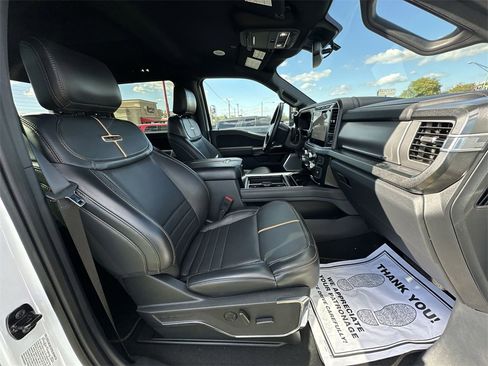 Used 2024 Ford F350 Platinum image 24