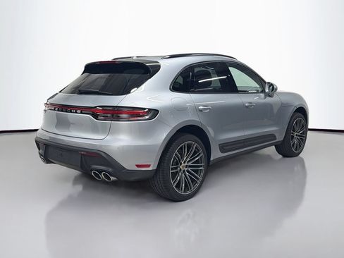 Used 2026 Porsche Macan AWD/4WD image 9