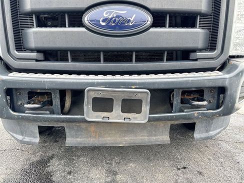 Used 2014 Ford F250 XL image 29