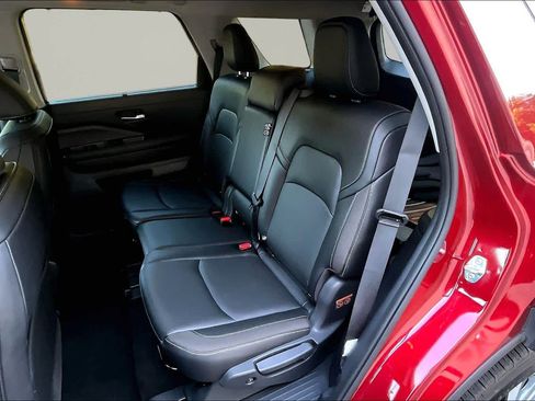Used 2024 Nissan Pathfinder SL w/ Cargo Package AWD/4WD image 20
