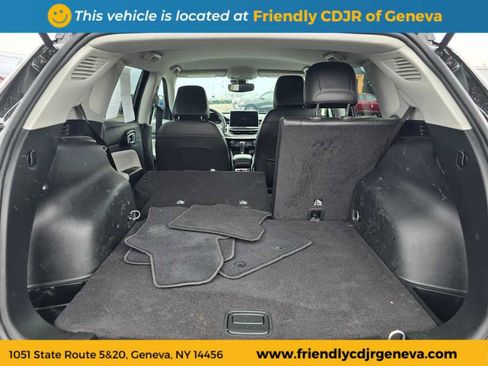 Used 2022 Jeep Compass Limited image 10