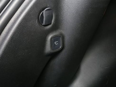Used 2026 Jeep Compass Limited AWD/4WD image 12