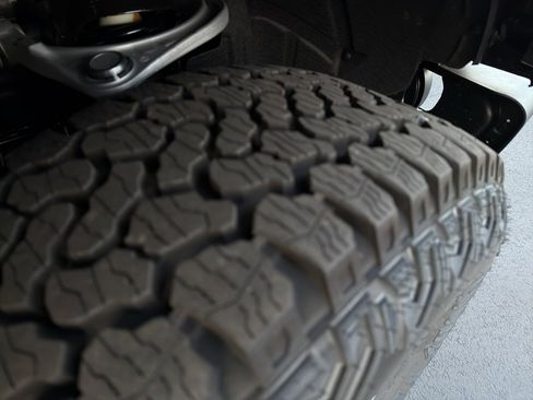 New 2025 Ford Bronco Heritage Edition AWD/4WD image 19