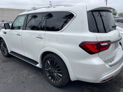 Certified 2024 INFINITI QX80 Premium Select w/ Cargo Package RWD image 4