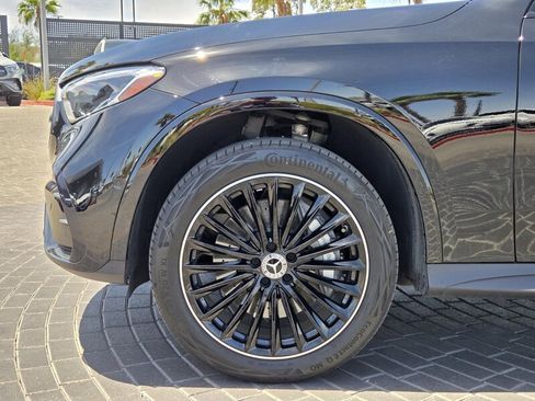 Certified 2024 Mercedes-Benz GLC 300 image 12