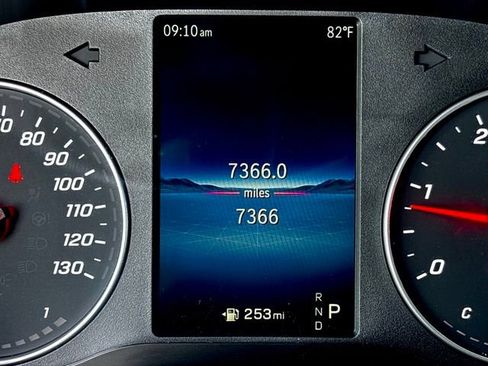 Used 2025 Mercedes-Benz Sprinter 2500 image 24