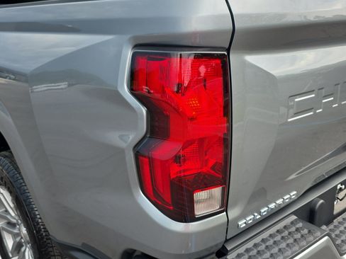 Used 2024 Chevrolet Colorado LT w/ LT Convenience Package RWD image 30