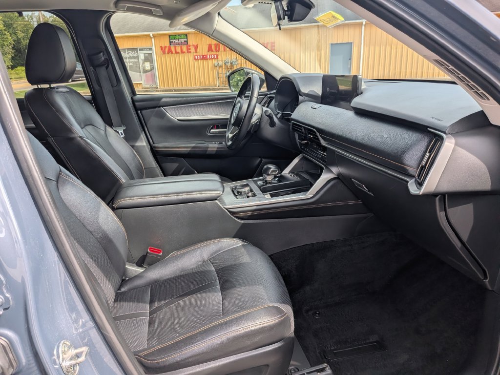 Used 2025 MAZDA CX-70 3.3 Turbo w/ Preferred Package AWD/4WD image 24