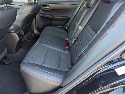 Used 2017 Toyota Camry SE image 15