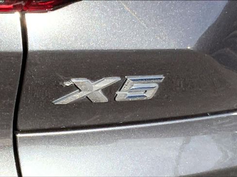 Used 2020 BMW X5 sDrive40i w/ Executive Package image 26