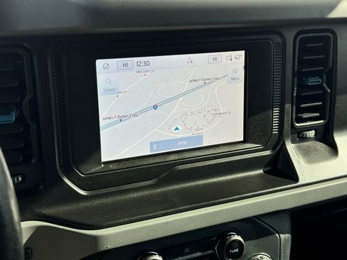 Used 2022 Ford Bronco Black Diamond image 32