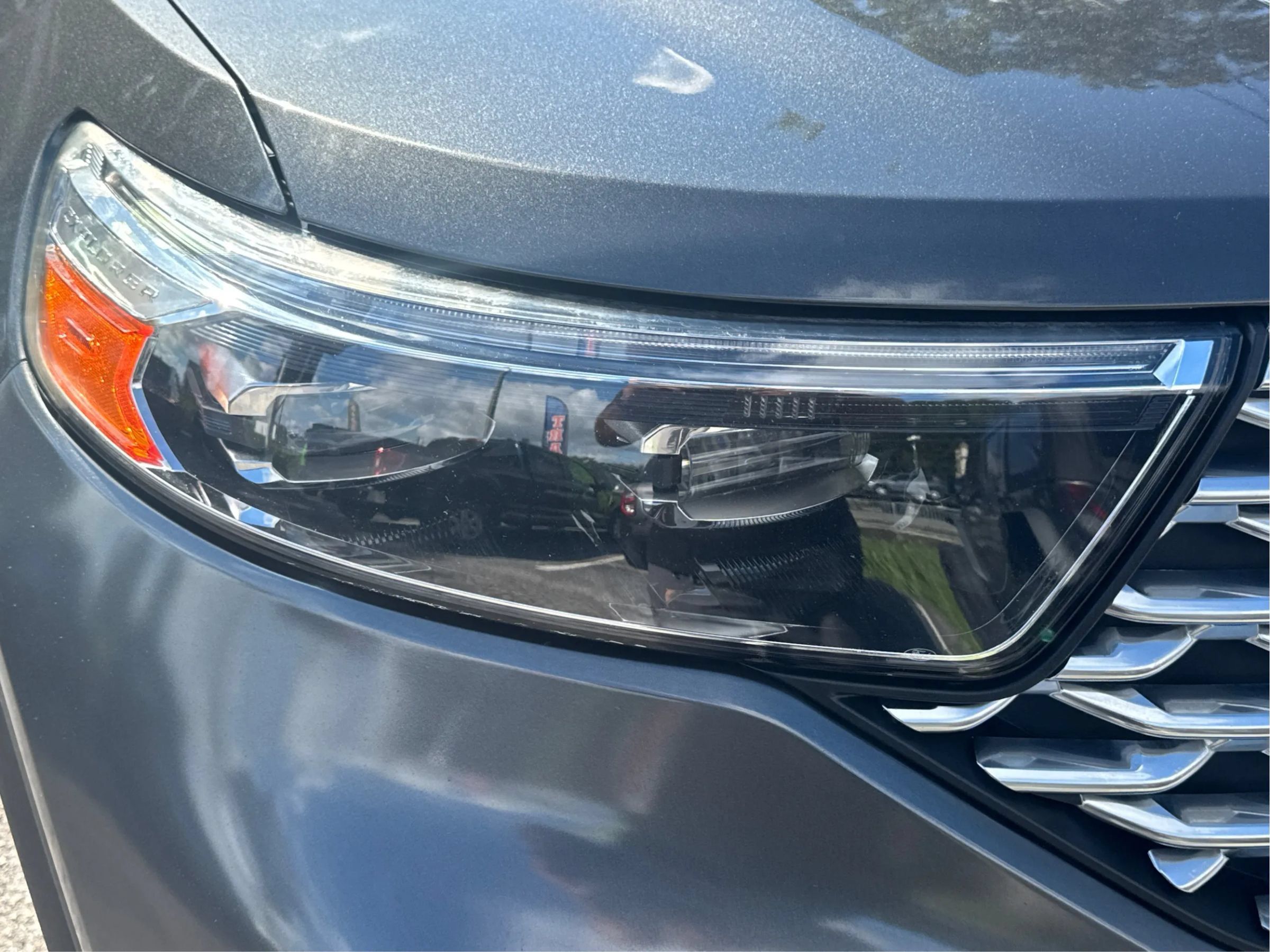 Used 2020 Ford Explorer Platinum w/ Premium Technology Package AWD/4WD image 20