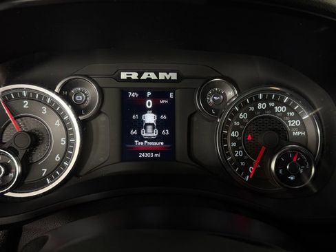 Used 2024 RAM 2500 Big Horn w/ Bed Utility Group image 14