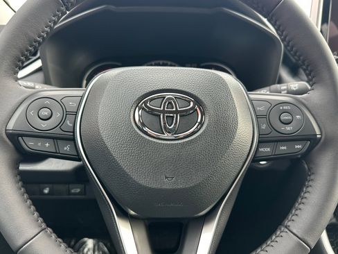 New 2025 Toyota RAV4 XLE w/ Convenience Package image 21