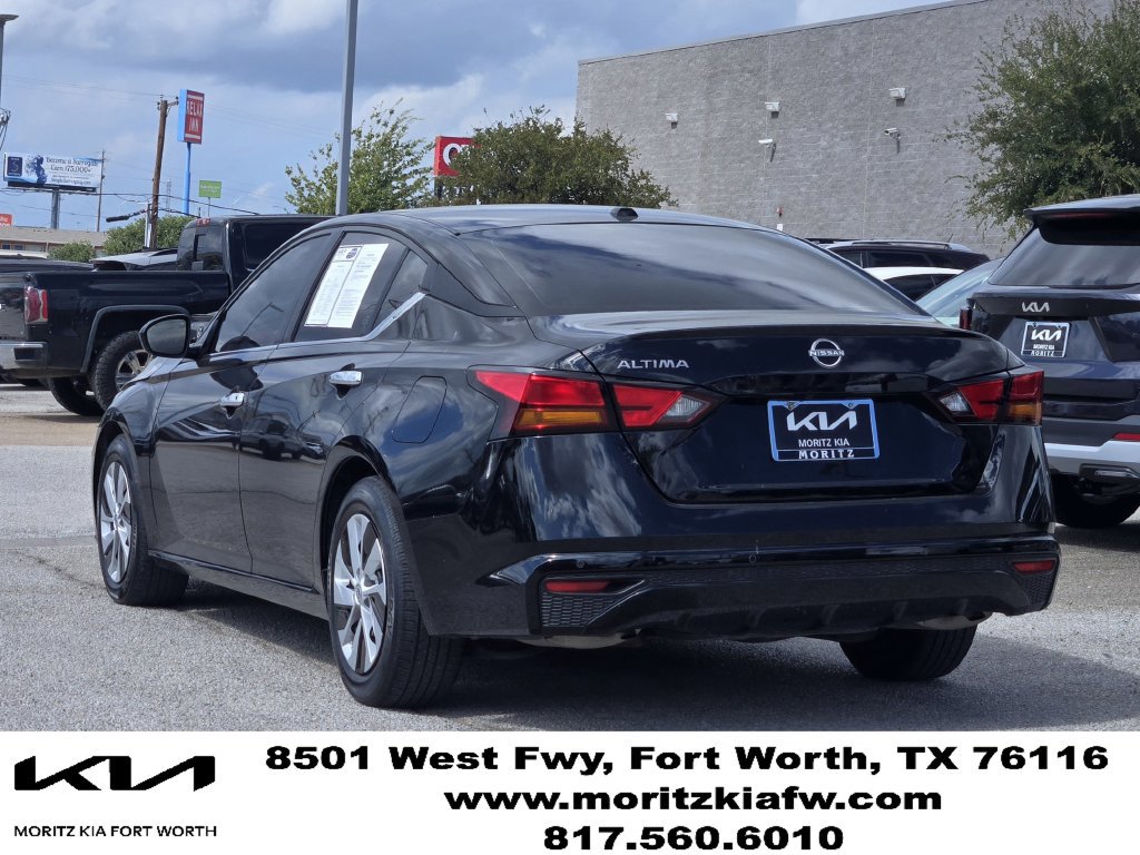 Used 2025 Nissan Altima 2.5 S FWD image 4